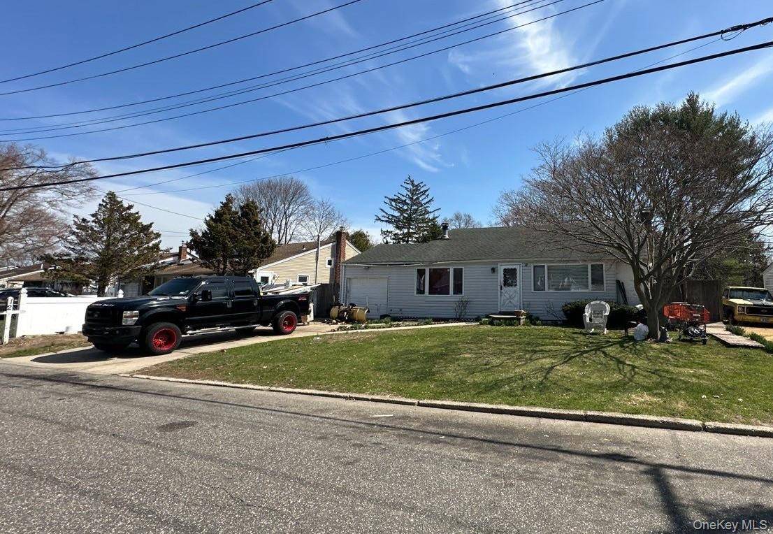 Casa com 3 Quartos à Venda em Huntington - Nova Iorque - EUA - 2