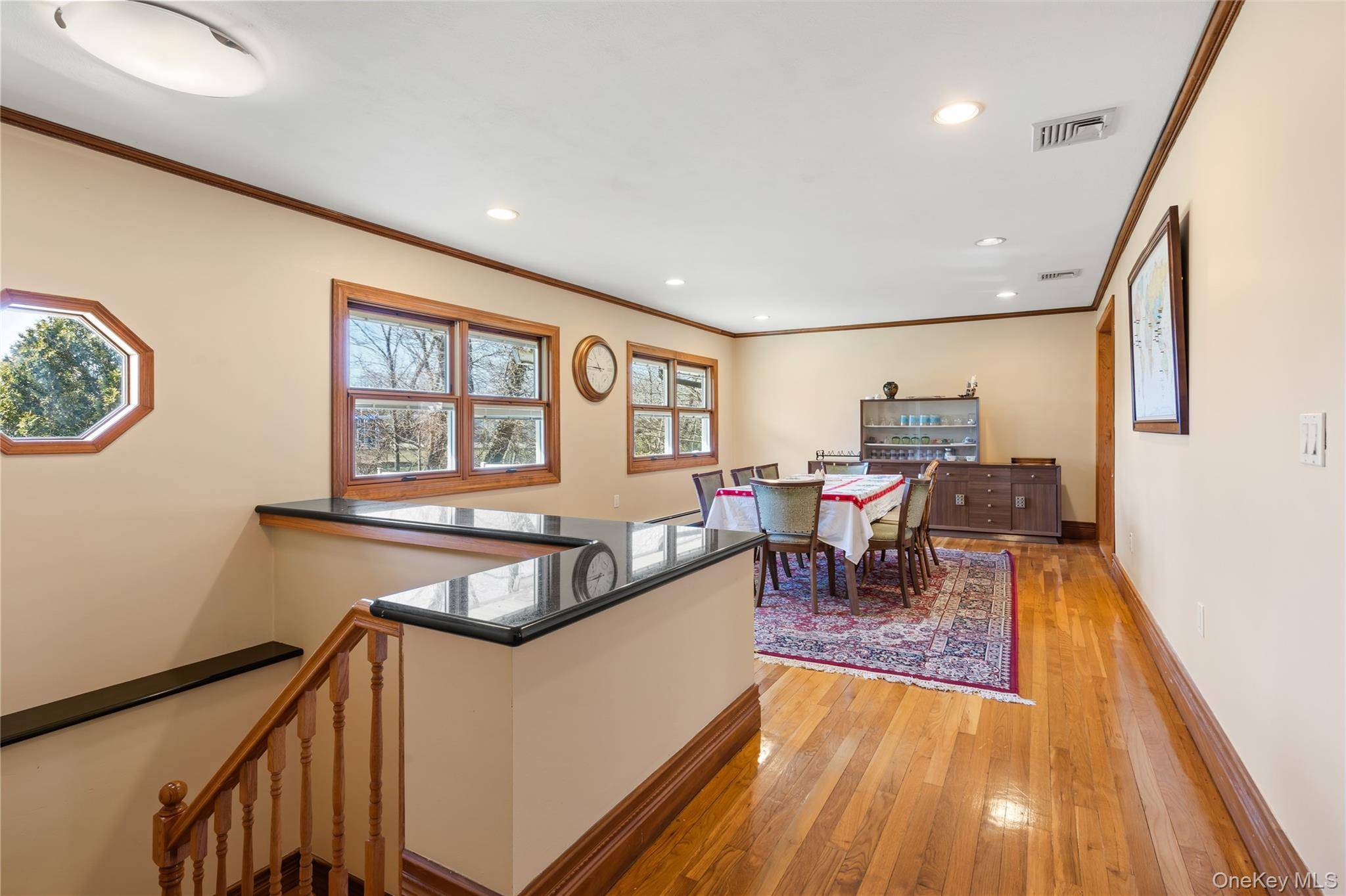 Casa com 3 Quartos à Venda em Huntington - Nova Iorque - EUA - 7