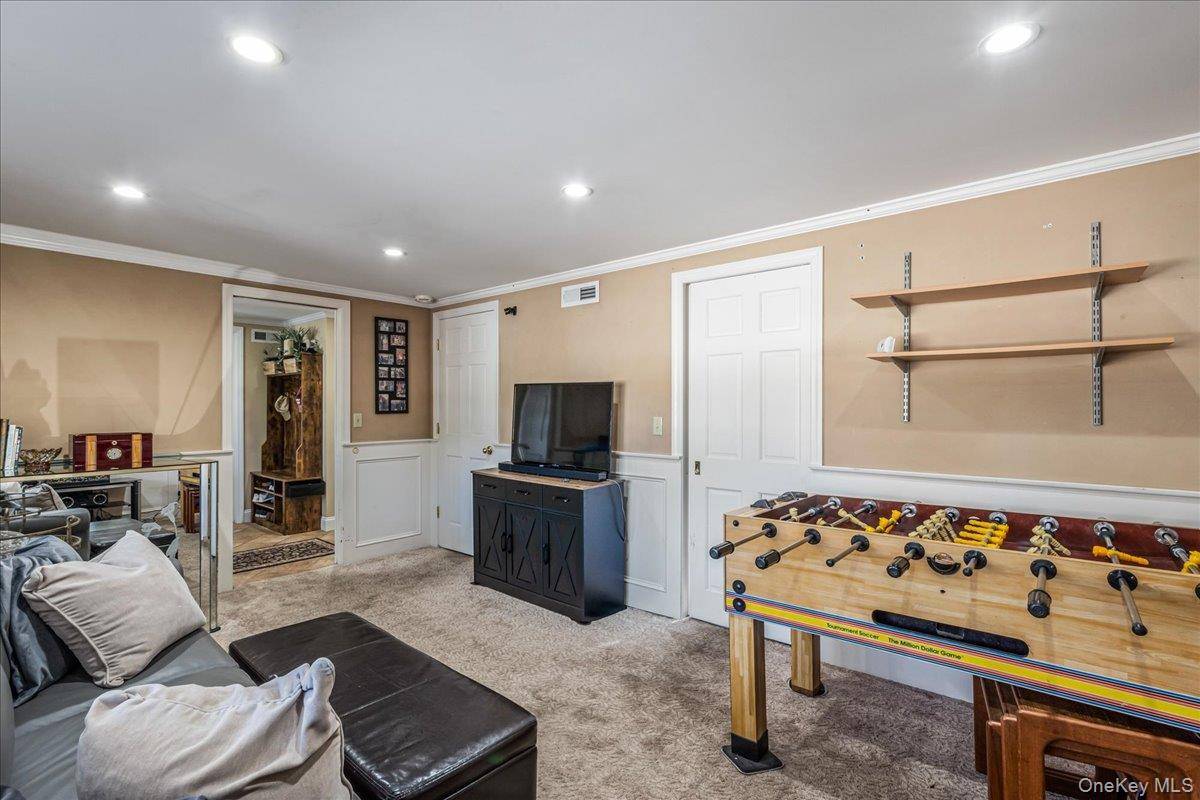 Casa com 3 Quartos à Venda em Huntington - Nova Iorque - EUA - 5