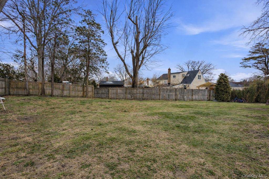 Casa com 3 Quartos à Venda em Huntington - Nova Iorque - EUA - 5