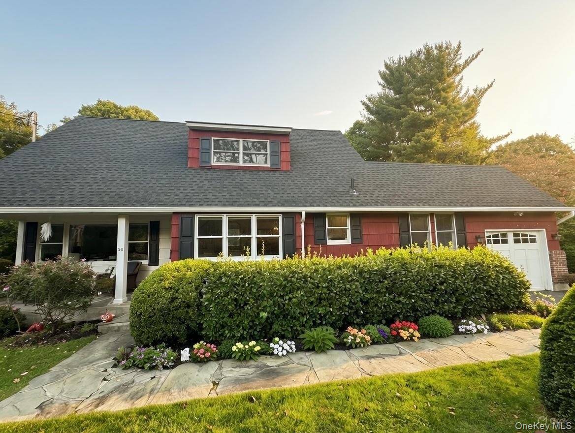Casa com 3 Quartos à Venda em Huntington - Nova Iorque - EUA - 1