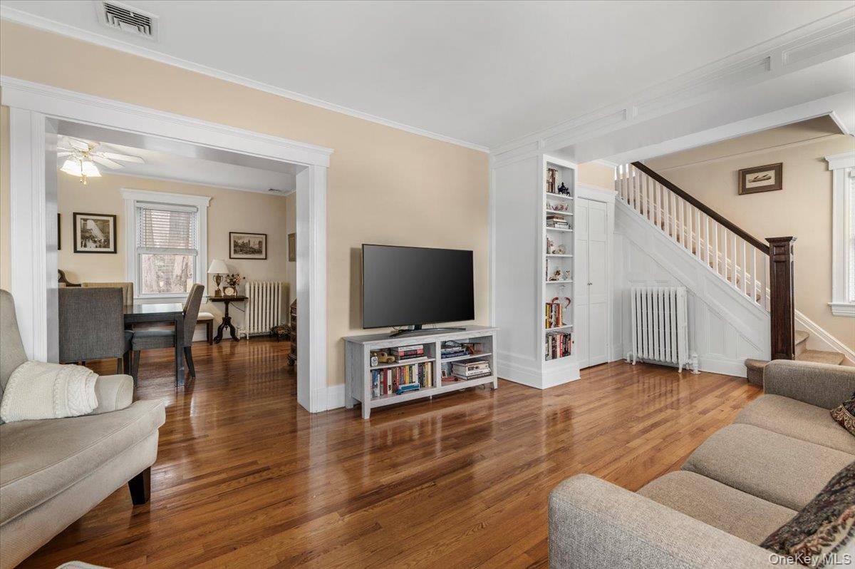 Casa de 3 Dormitorios en Venta en Huntington - Nueva York - EE. UU. - 4
