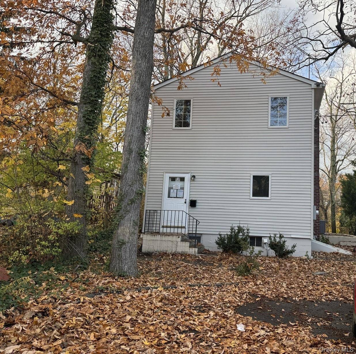 Casa com 3 Quartos à Venda em Huntington - Nova Iorque - EUA - 1