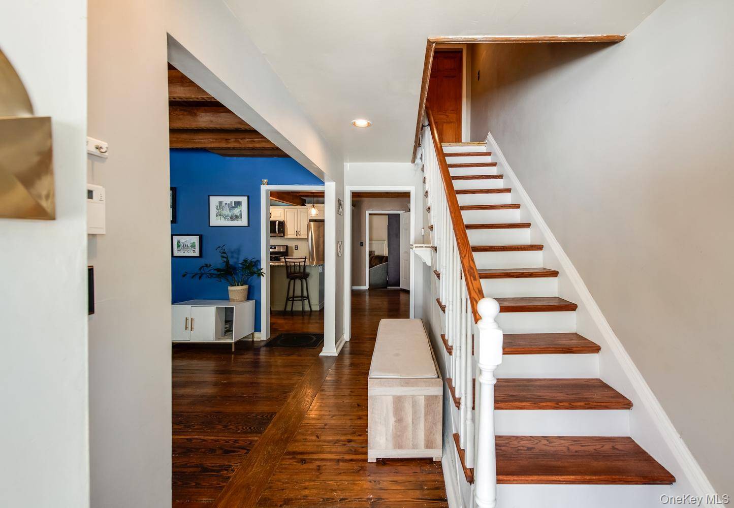 Casa com 3 Quartos à Venda em Hyde Park - Nova Iorque - EUA - 2