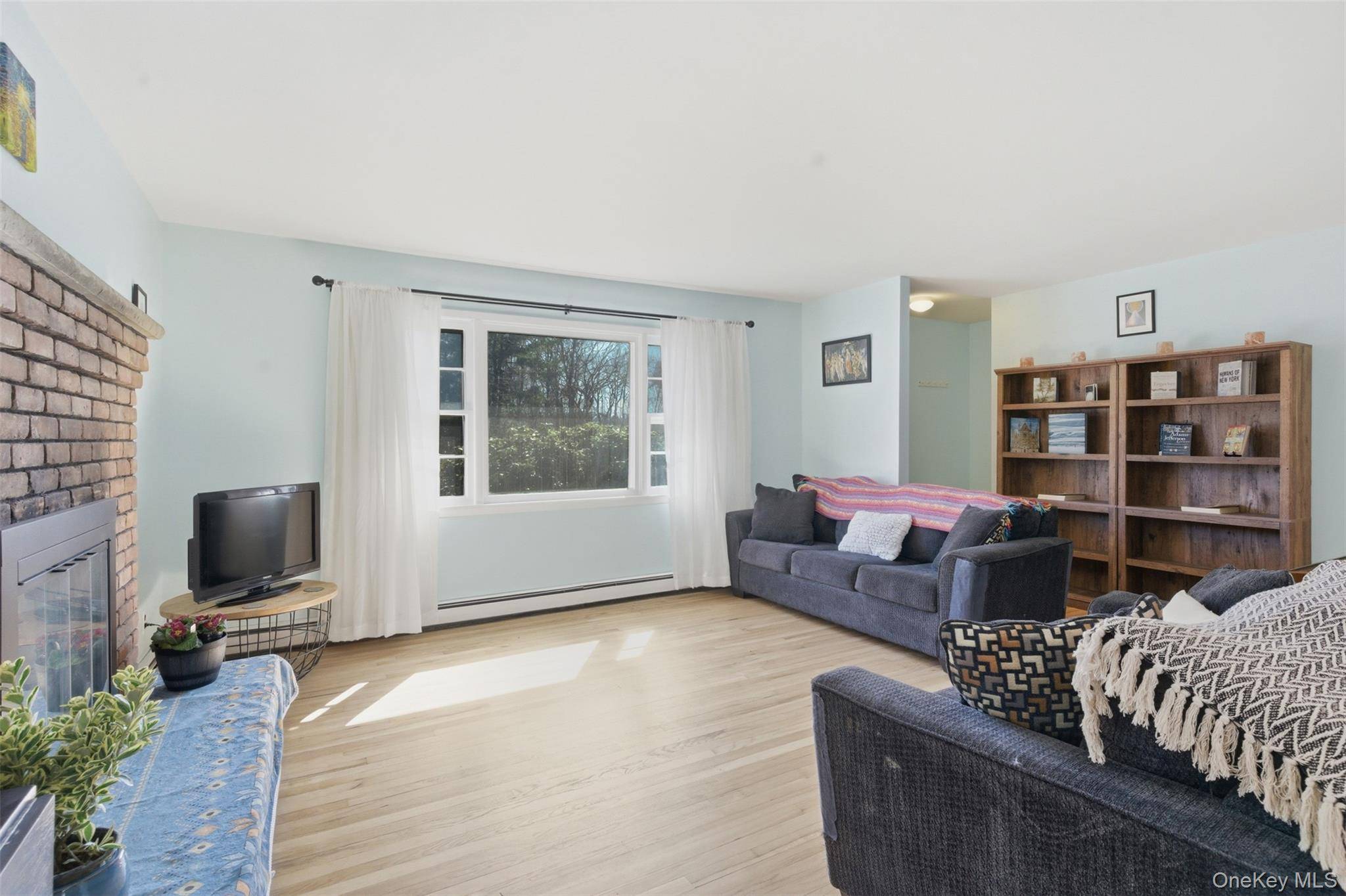 Casa com 3 Quartos à Venda em Hyde Park - Nova Iorque - EUA - 6