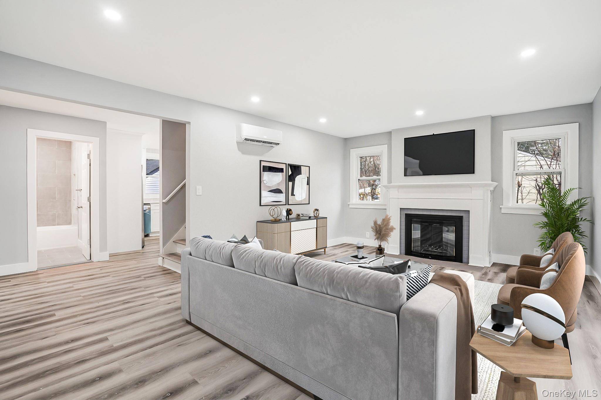 Casa com 3 Quartos à Venda em Hyde Park - Nova Iorque - EUA - 4