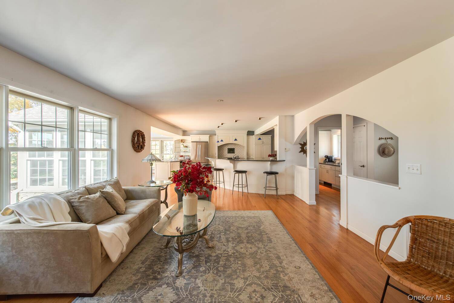 Casa com 3 Quartos à Venda em Hyde Park - Nova Iorque - EUA - 4