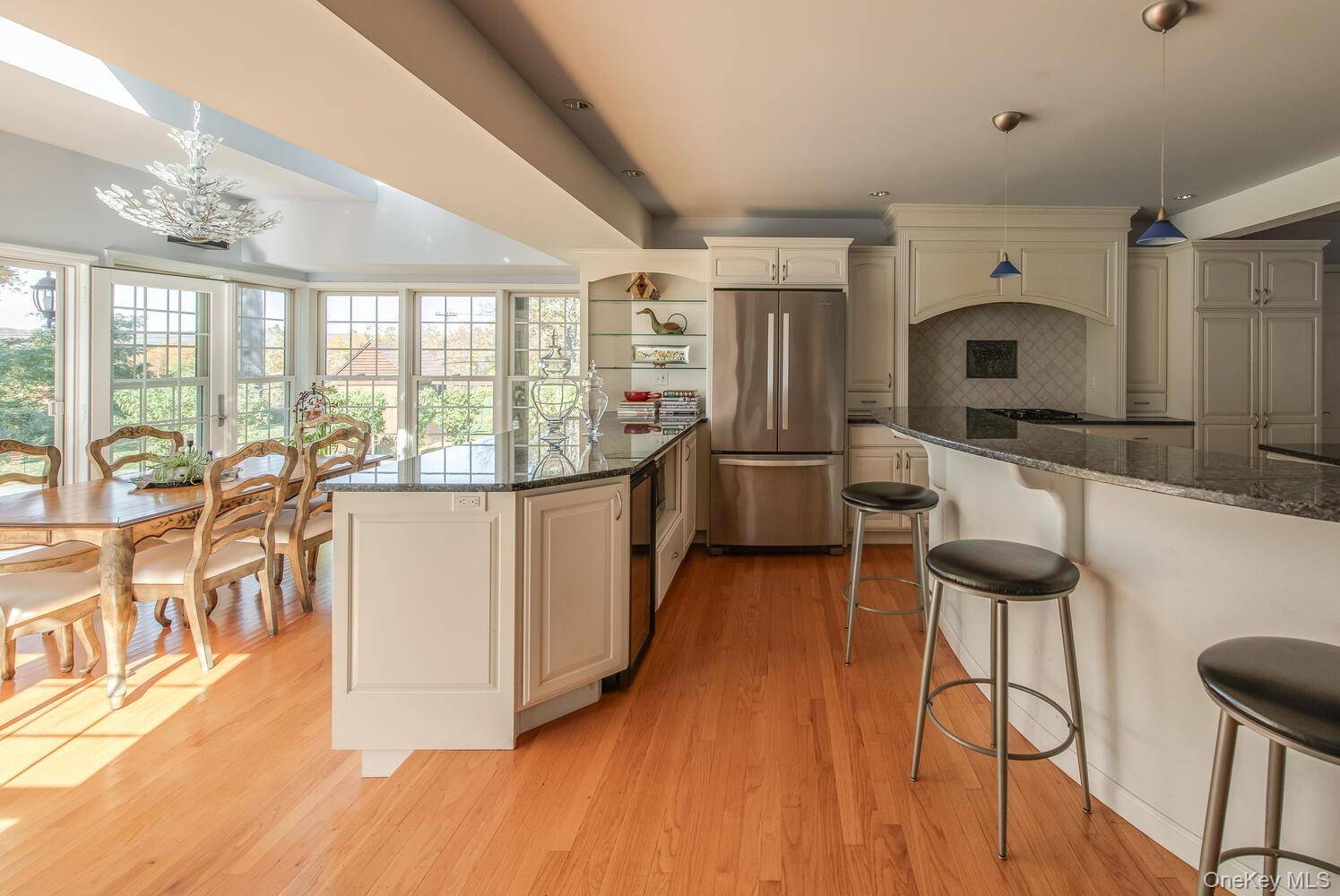Casa com 3 Quartos à Venda em Hyde Park - Nova Iorque - EUA - 7