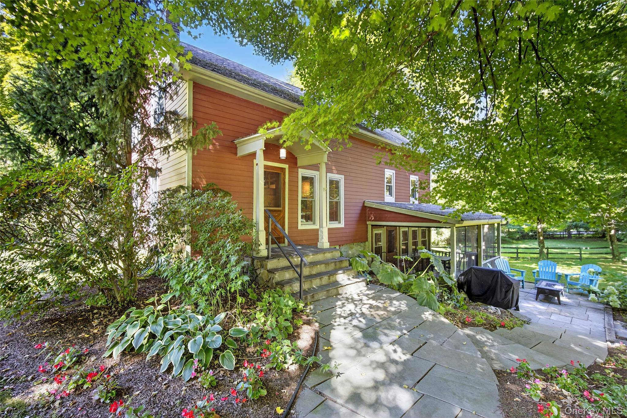 Casa de 3 Dormitorios en Venta en Hyde Park - Nueva York - EE. UU. - 3