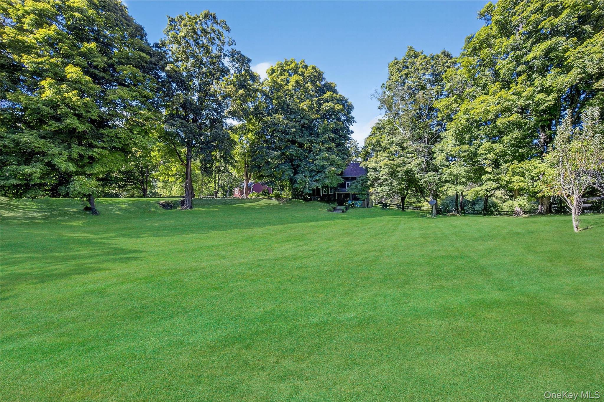 Casa de 3 Dormitorios en Venta en Hyde Park - Nueva York - EE. UU. - 8