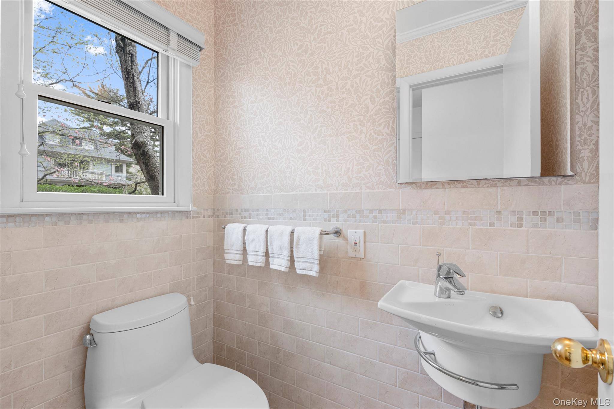 Casa com 3 Quartos à Venda em Larchmont - Nova Iorque - EUA - 3