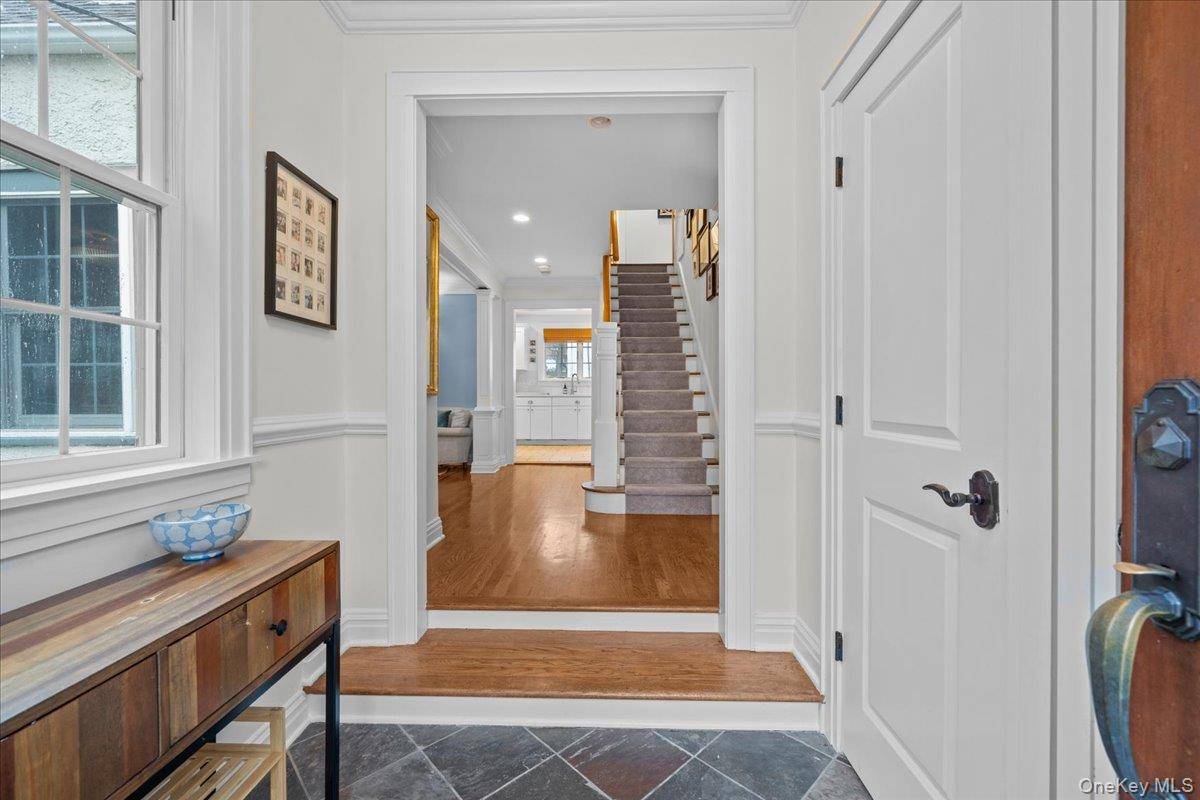 Casa de 3 Dormitorios en Venta en Larchmont - Nueva York - EE. UU. - 2