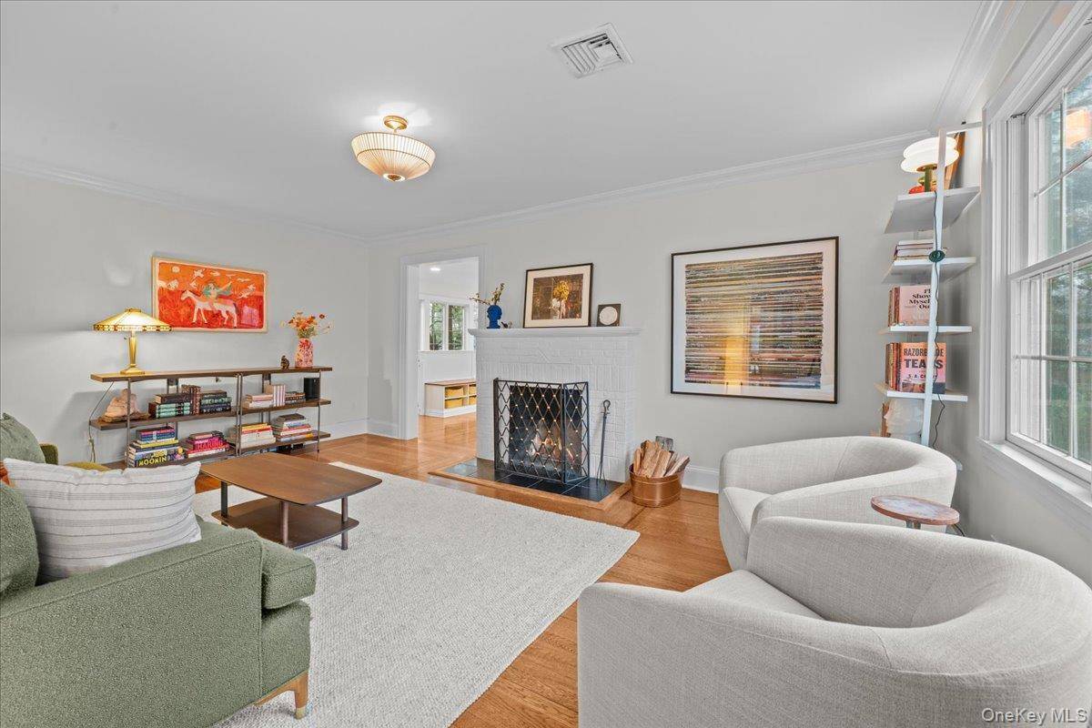 Casa de 3 Dormitorios en Venta en Larchmont - Nueva York - EE. UU. - 4