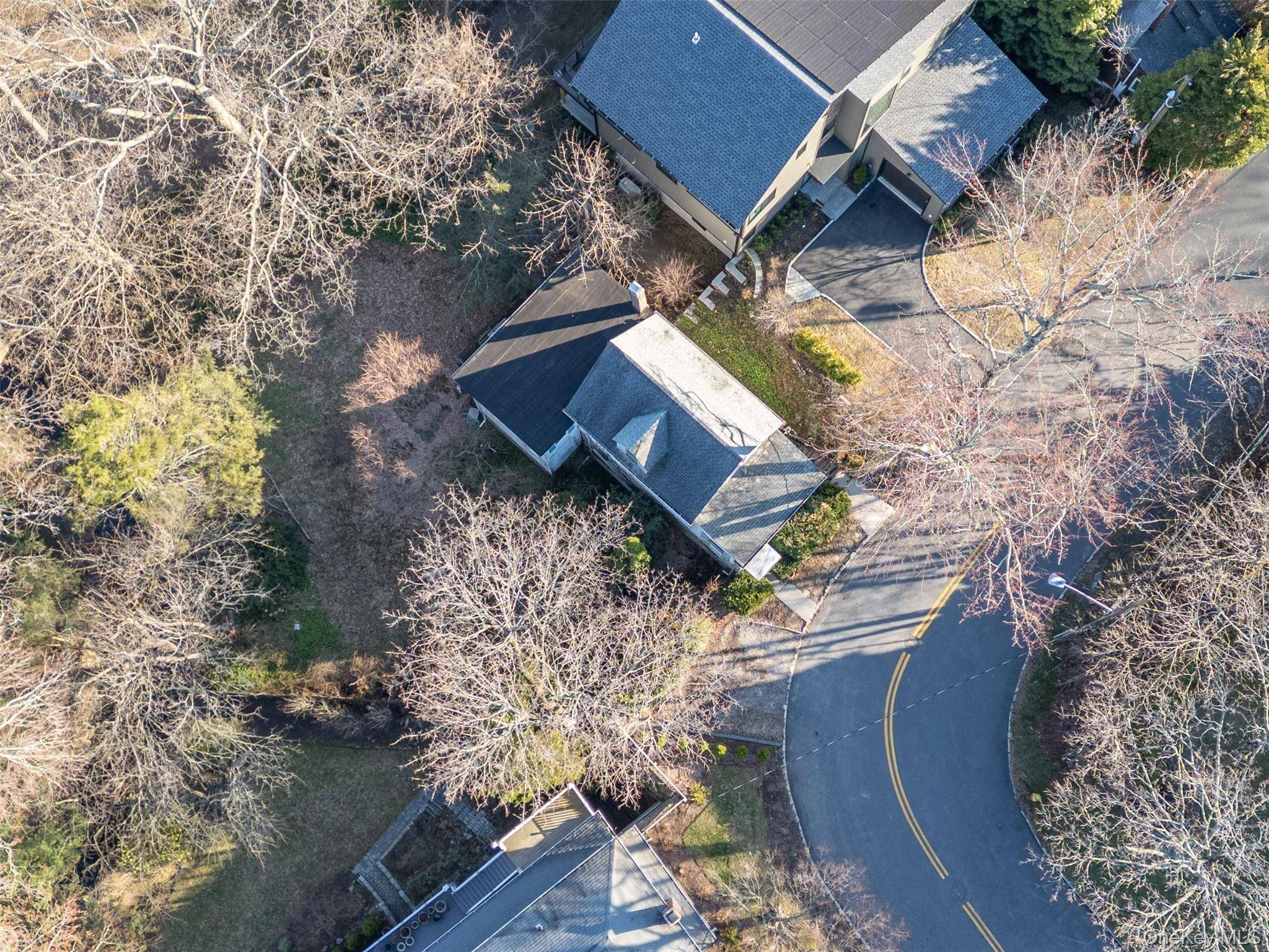 Casa com 3 Quartos à Venda em Larchmont - Nova Iorque - EUA - 2