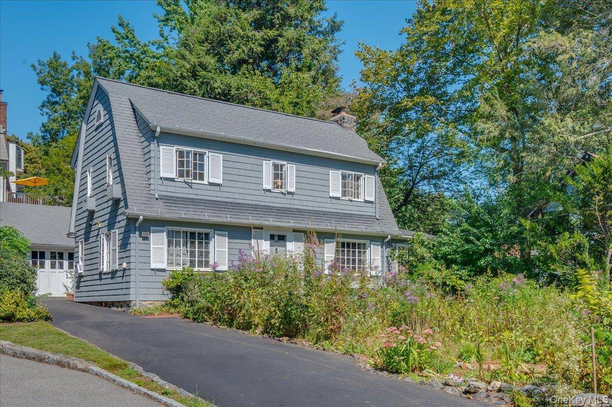 Casa de 3 Dormitorios en Venta en Larchmont - Nueva York - EE. UU. - 2