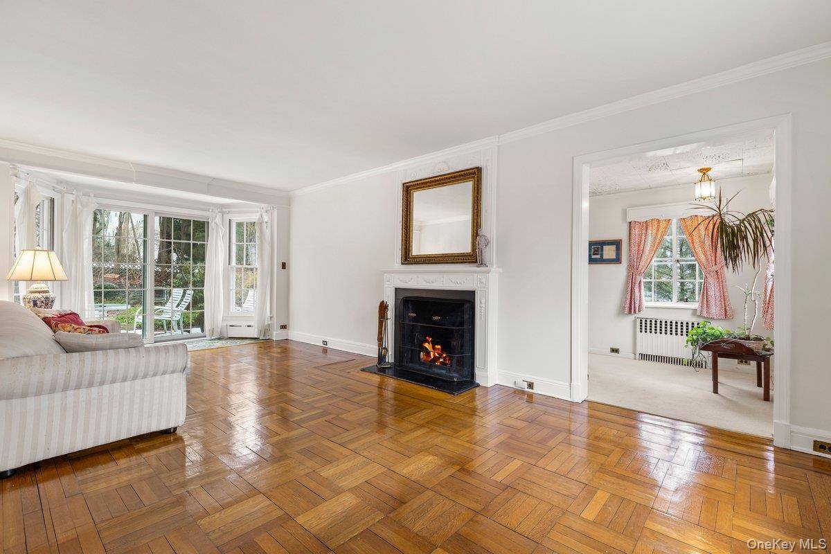 Casa de 3 Dormitorios en Venta en Larchmont - Nueva York - EE. UU. - 8