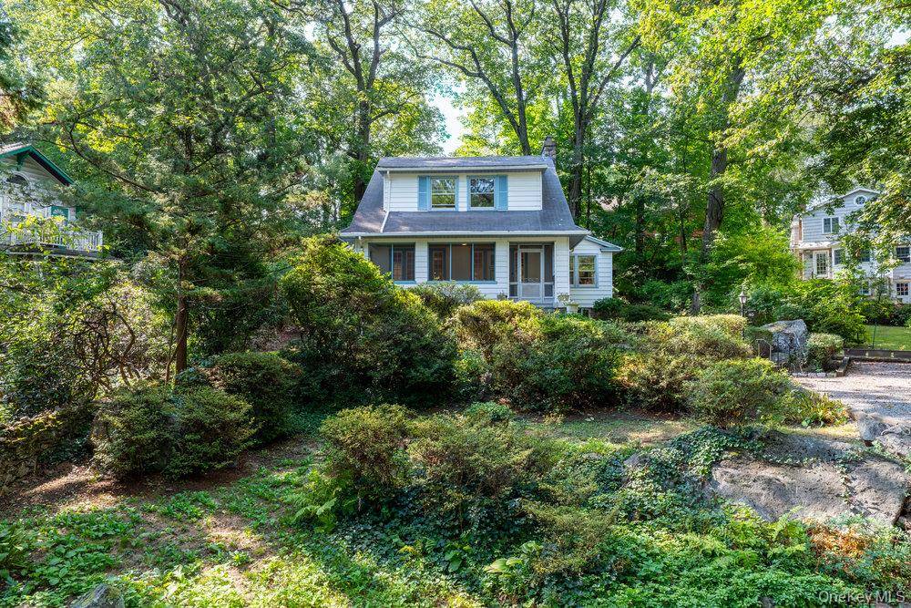 Casa com 3 Quartos à Venda em Larchmont - Nova Iorque - EUA - 2