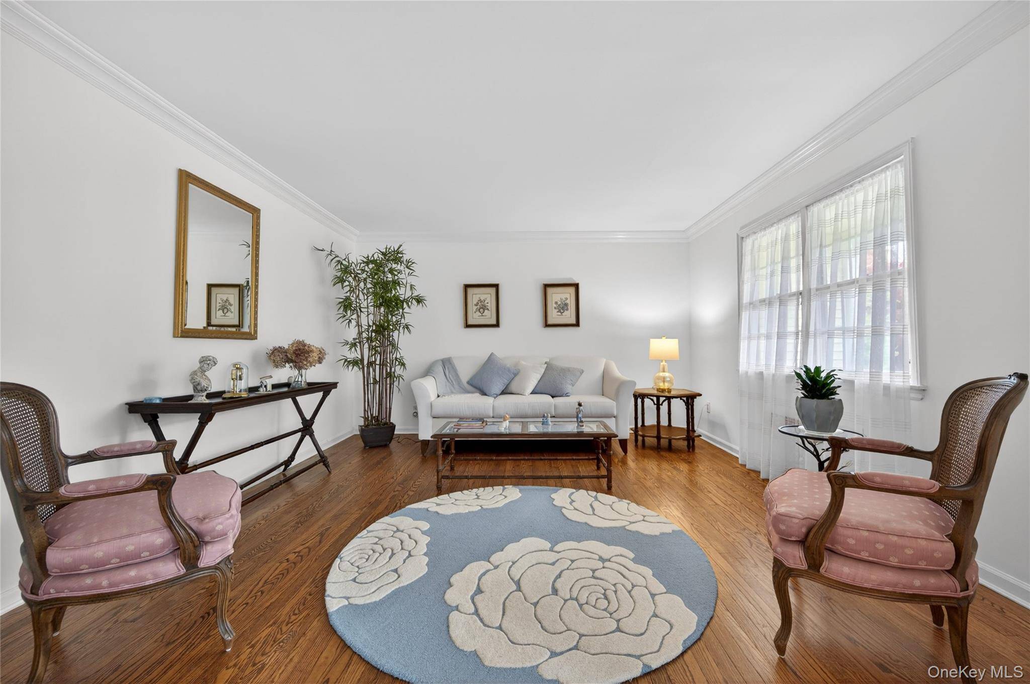 Casa de 3 Dormitorios en Venta en Locust Valley - Nueva York - EE. UU. - 2
