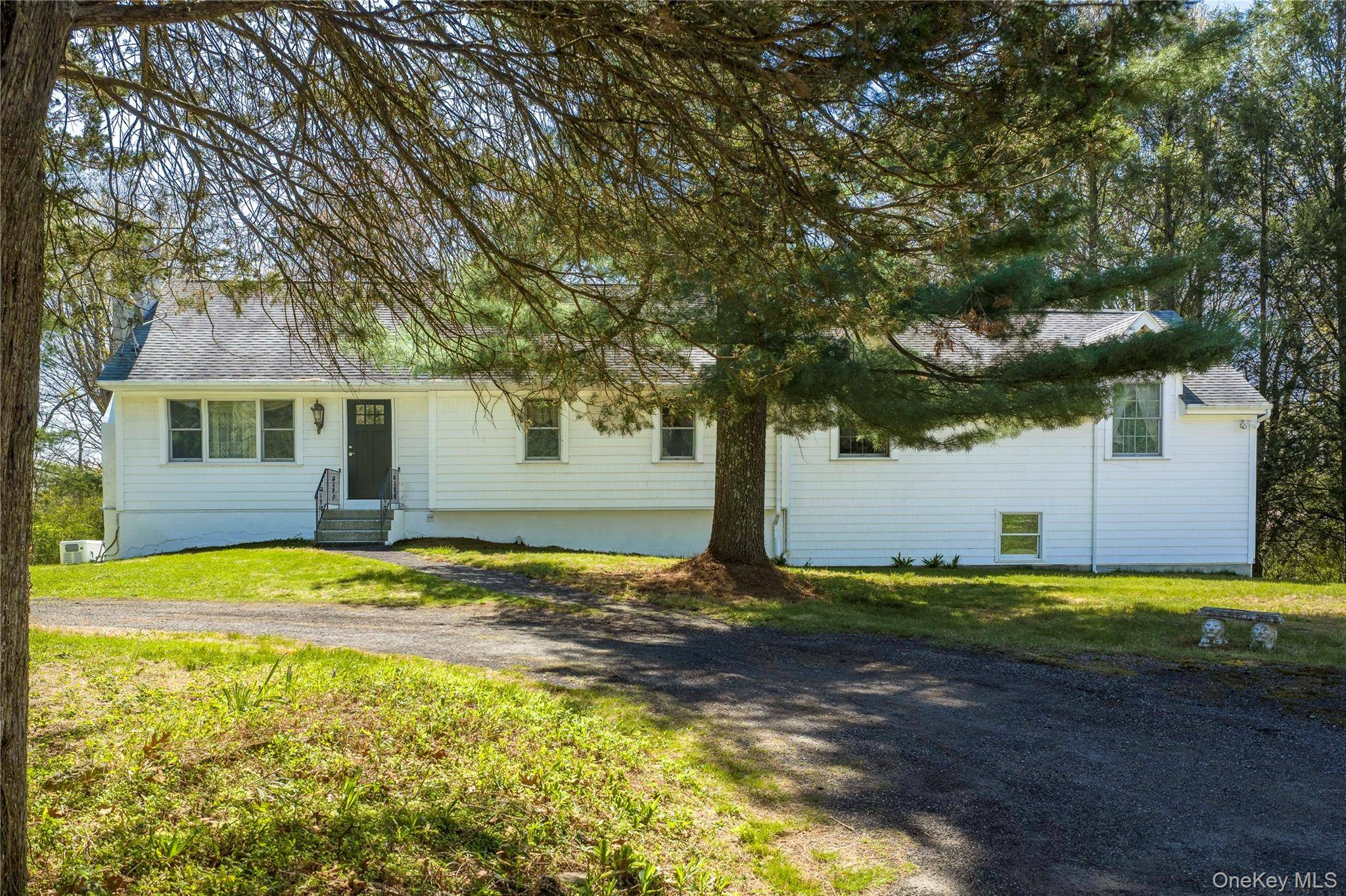 Casa de 3 Dormitorios en Venta en Pawling - Nueva York - EE. UU. - 1