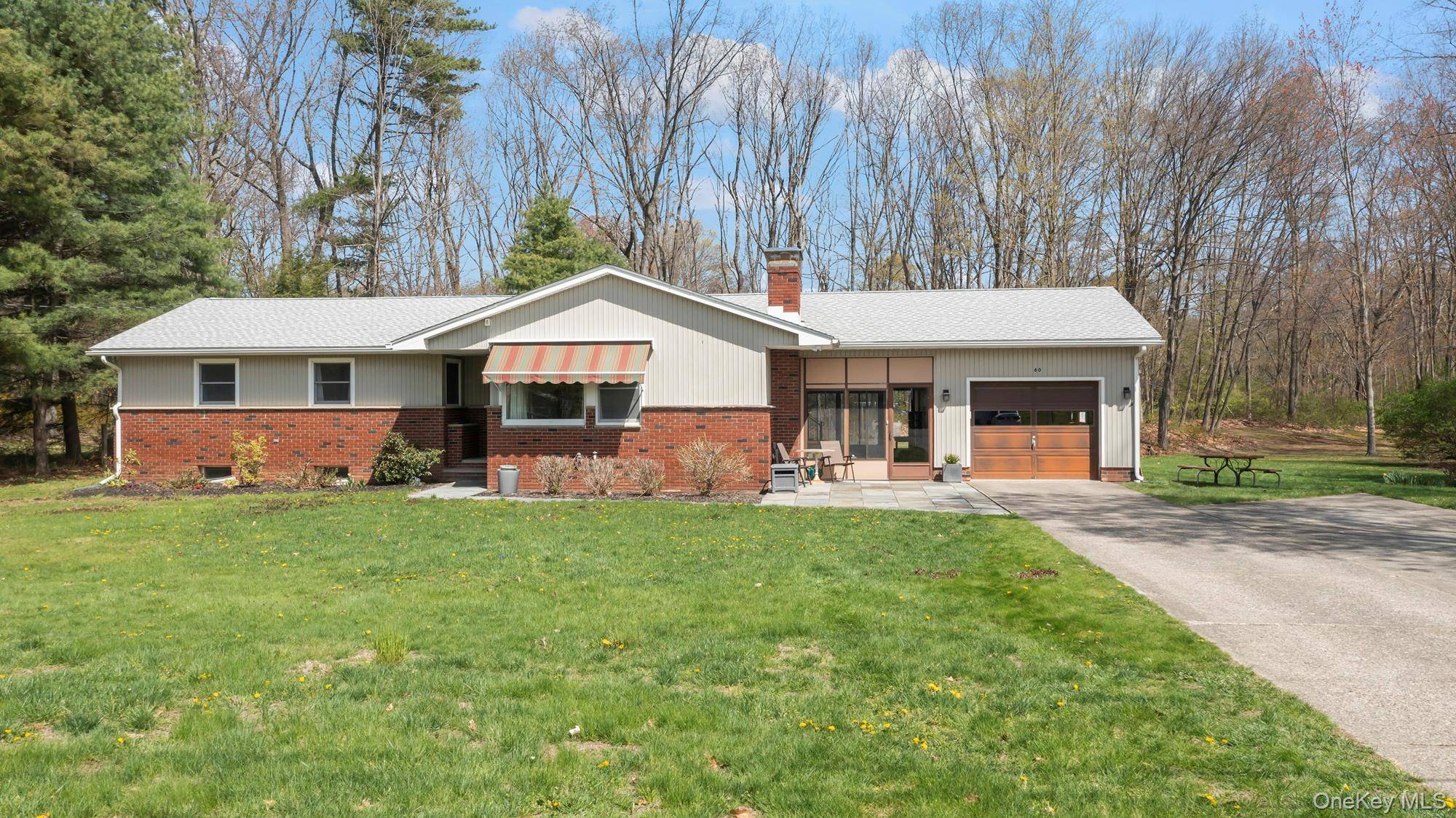 Casa de 3 Dormitorios en Venta en Pine Plains - Nueva York - EE. UU. - 2