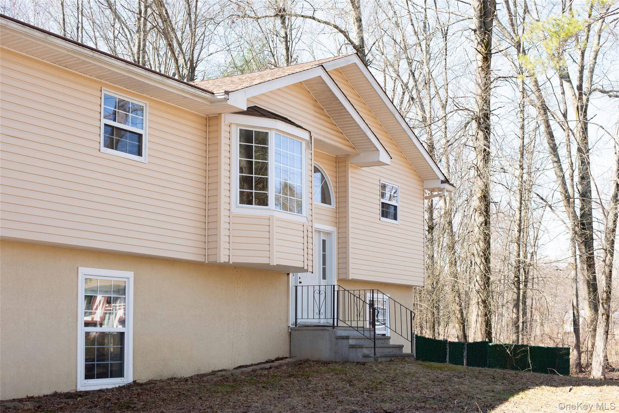 Casa de 3 Dormitorios en Venta en Rhinebeck - Nueva York - EE. UU. - 2