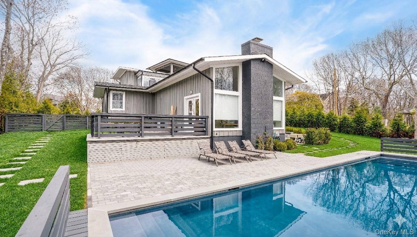 Casa de 3 Dormitorios en Venta en Sag Harbor - Nueva York - EE. UU. - 1