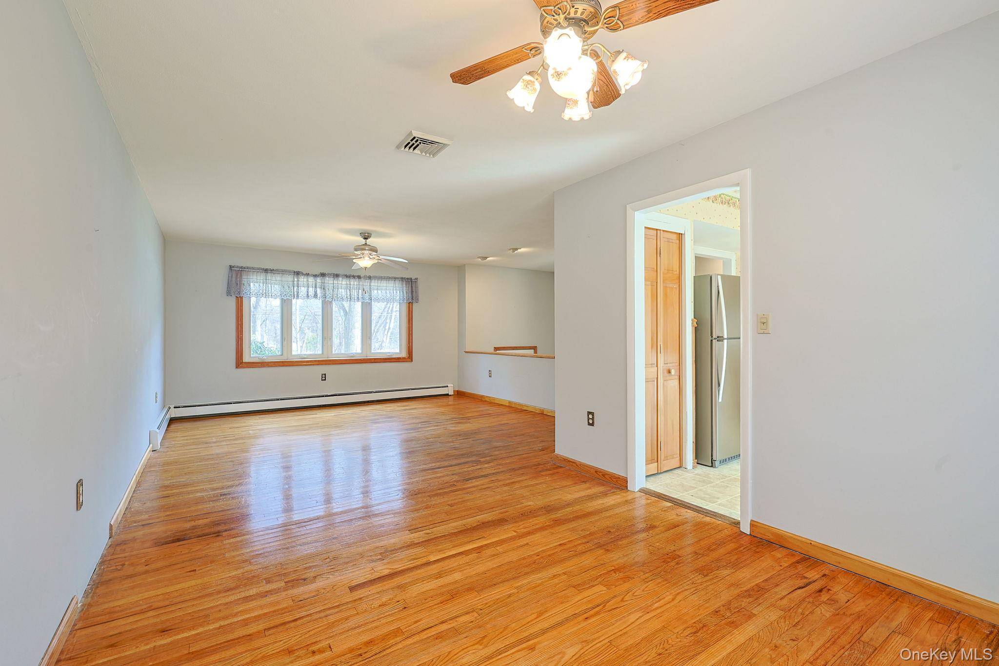 Casa com 3 Quartos à Venda em Tuxedo Park - Nova Iorque - EUA - 7