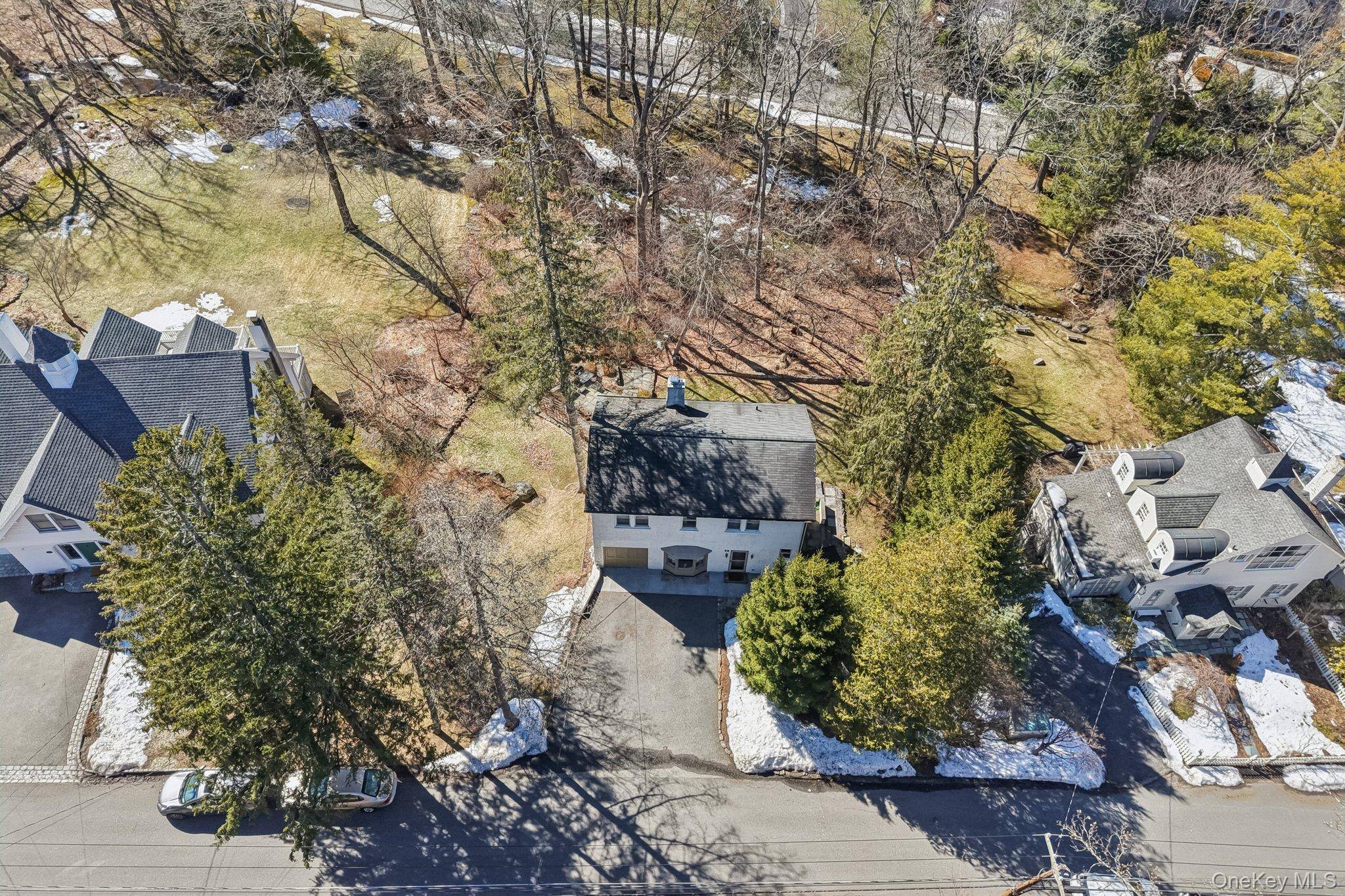 Casa com 3 Quartos à Venda em Tuxedo Park - Nova Iorque - EUA - 2