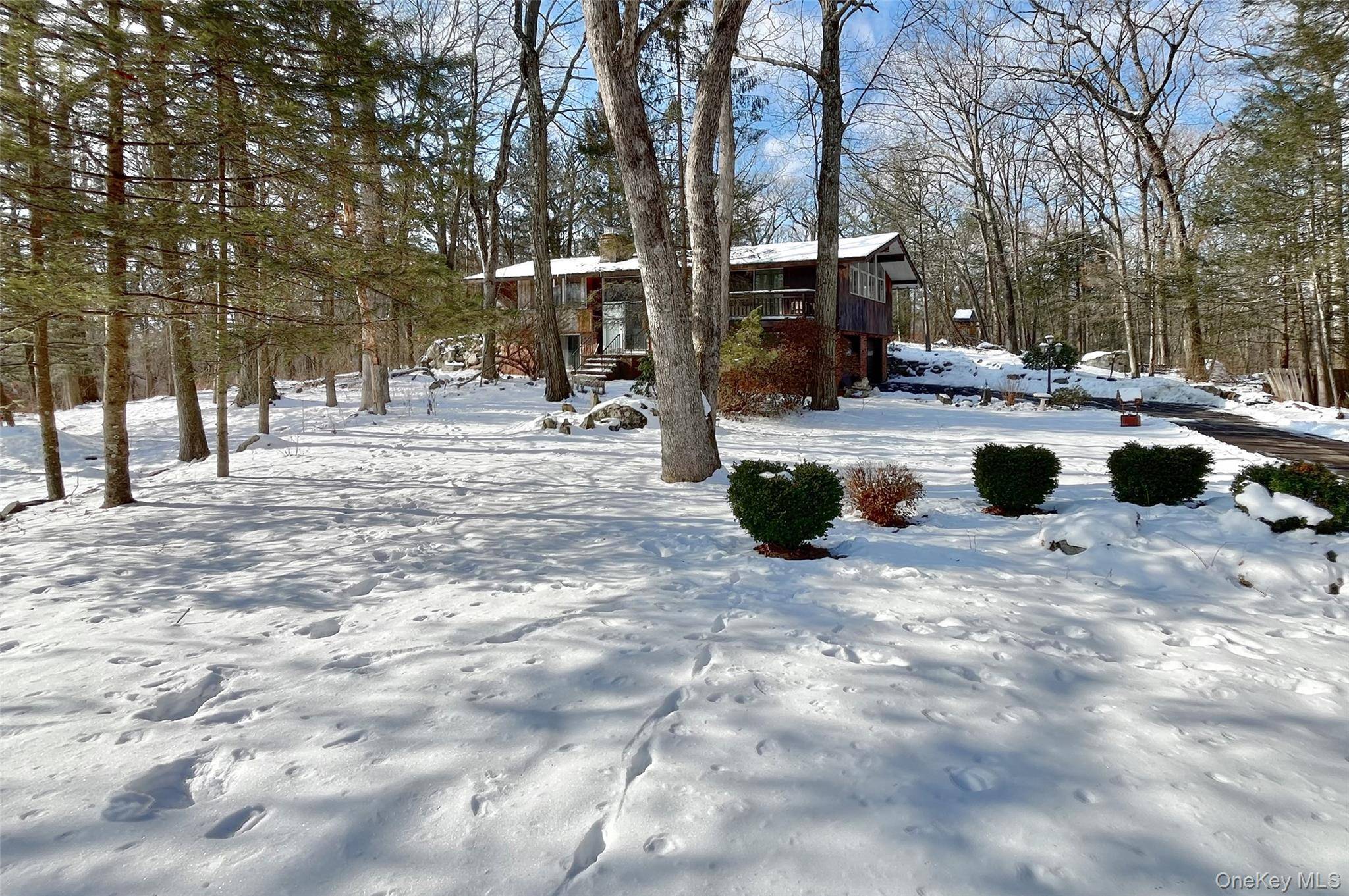 Casa com 3 Quartos à Venda em Tuxedo Park - Nova Iorque - EUA - 3