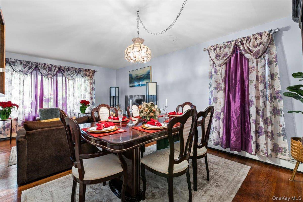Casa com 3 Quartos à Venda em Uniondale - Nova Iorque - EUA - 8