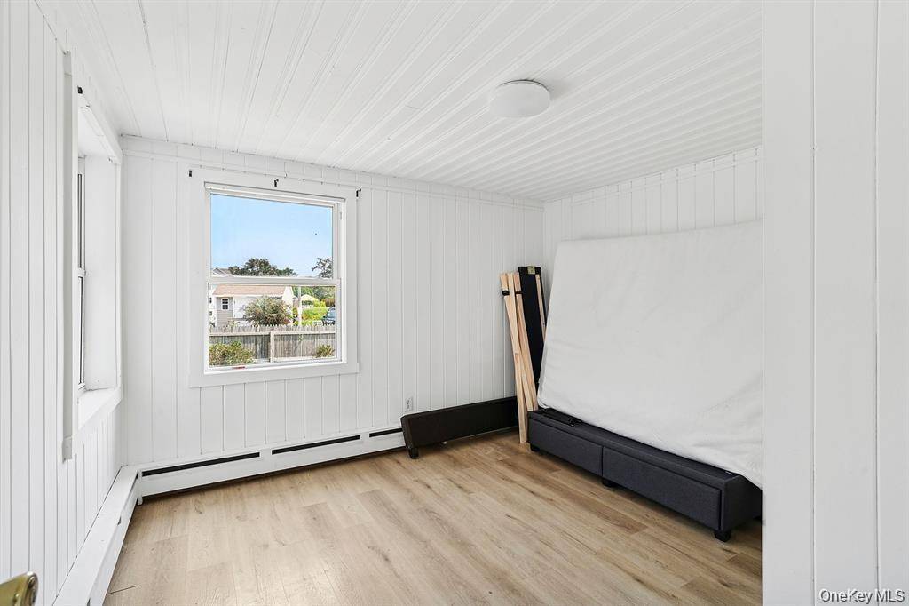 Casa de 4 Dormitorios Frente al Mar en Venta en Hampton Bays, Nueva York, EE. UU. - 8
