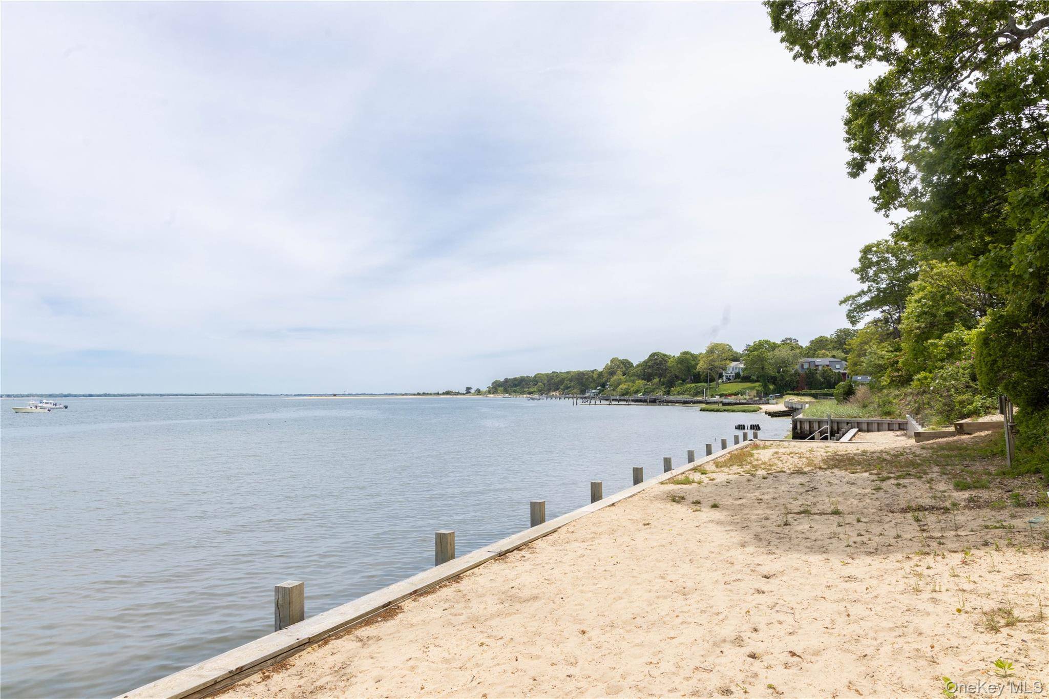 Casa com 4 Quartos à Beira-Mar à Venda em Hampton Bays - Nova Iorque - EUA - 4