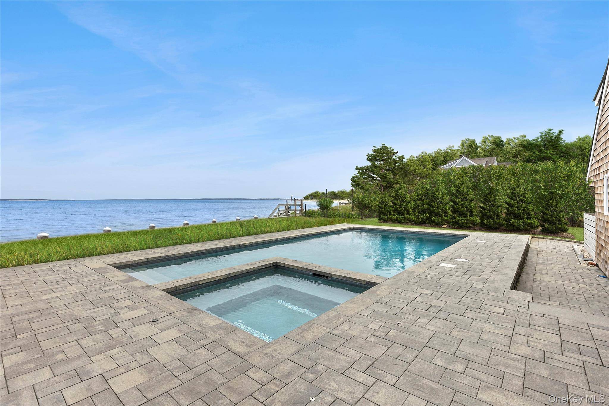 Casa com 4 Quartos à Beira-Mar à Venda em Hampton Bays - Nova Iorque - EUA - 6