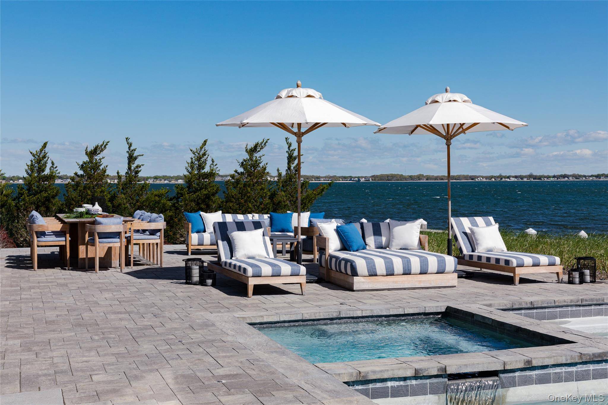 Casa com 4 Quartos à Beira-Mar à Venda em Hampton Bays - Nova Iorque - EUA - 7