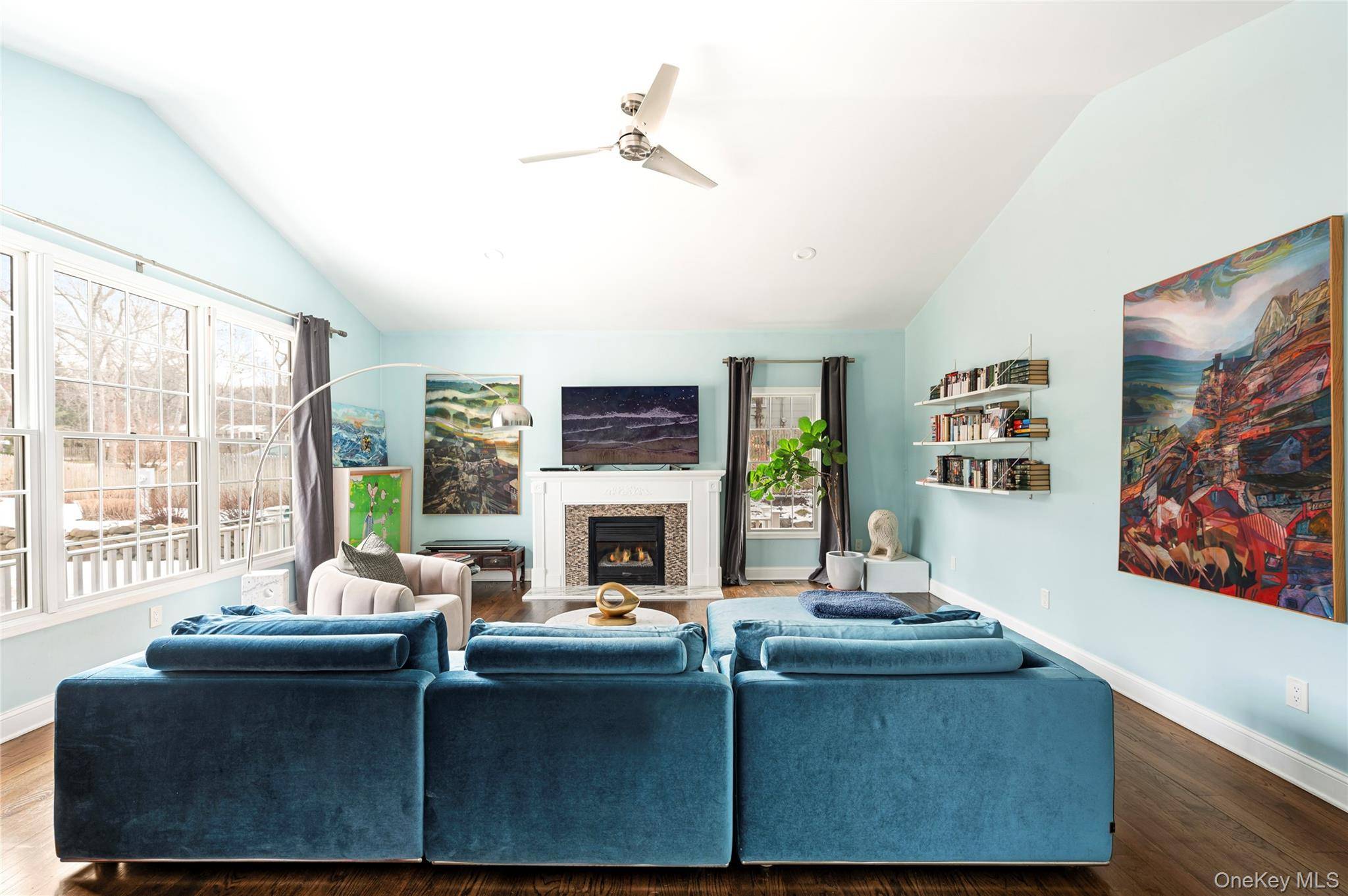 Casa de 4 Dormitorios Frente al Mar en Venta en Hampton Bays - Nueva York - EE. UU. - 7