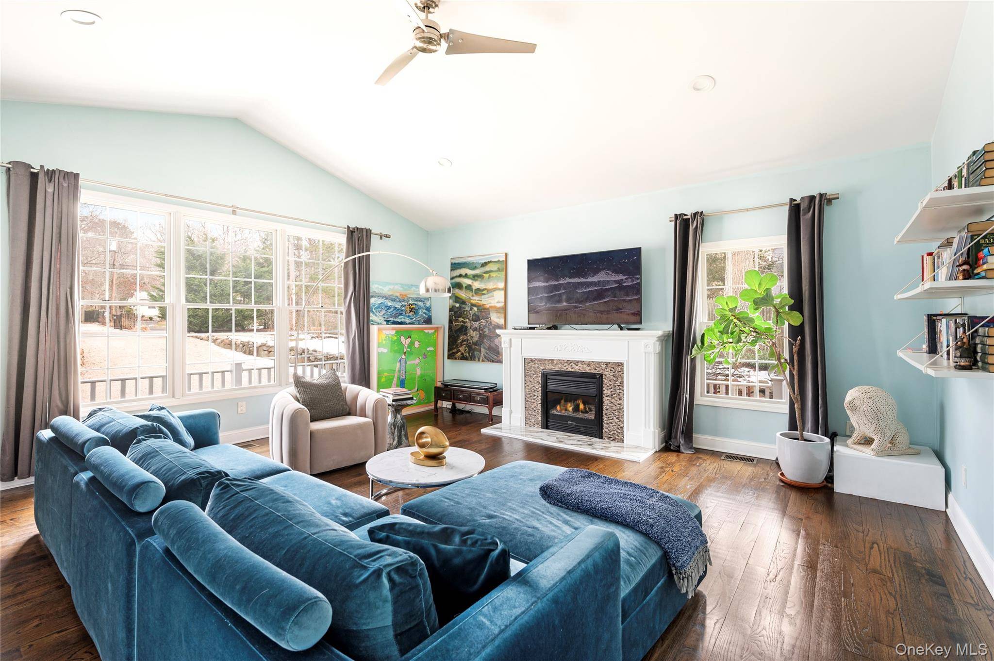 Casa de 4 Dormitorios Frente al Mar en Venta en Hampton Bays - Nueva York - EE. UU. - 8