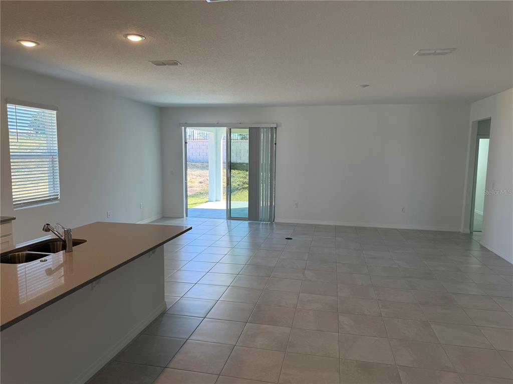 Maison de 4 Chambres au Bord de l'Eau à Vendre à Howey In The Hills - Floride - États-Unis - 8