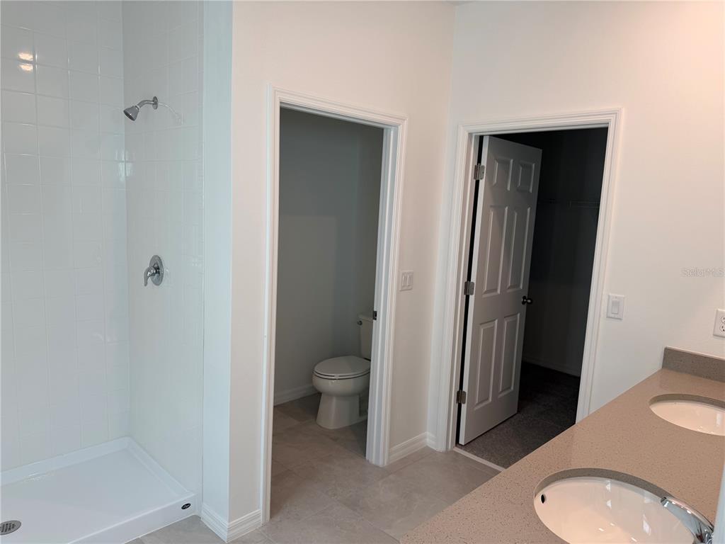 Maison de 4 Chambres au Bord de l'Eau à Vendre à Howey In The Hills - Floride - États-Unis - 6