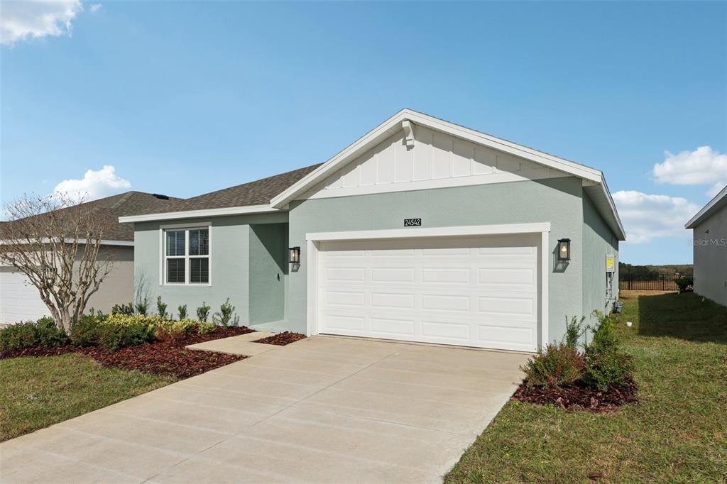 Casa com 4 Quartos à Beira-Mar à Venda em Howey In The Hills - Flórida - EUA - 1