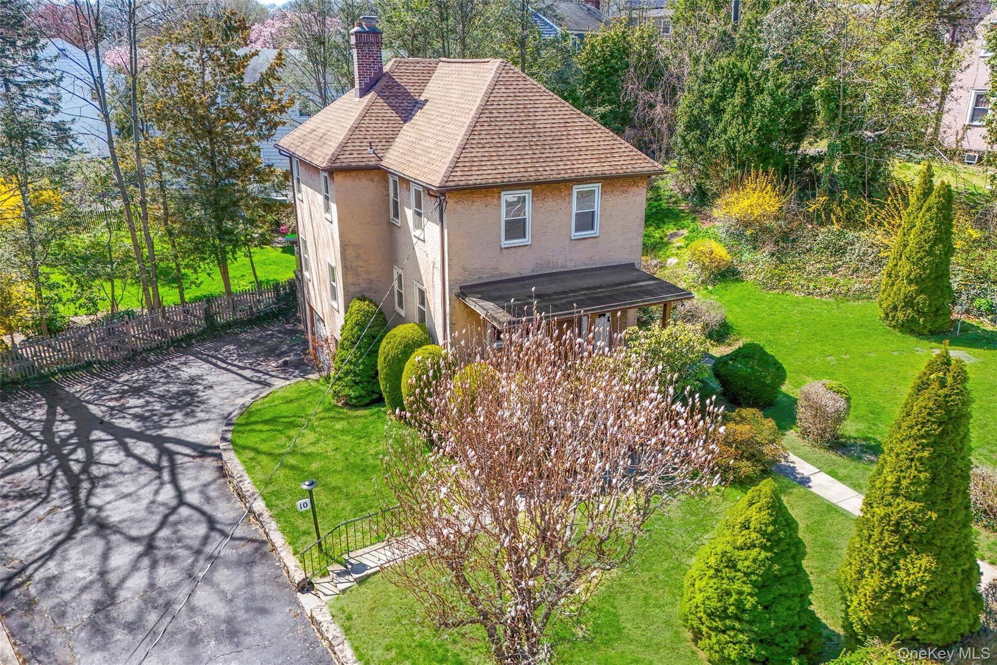 Casa com 4 Quartos à Beira-Mar à Venda em Larchmont - Nova Iorque - EUA - 1