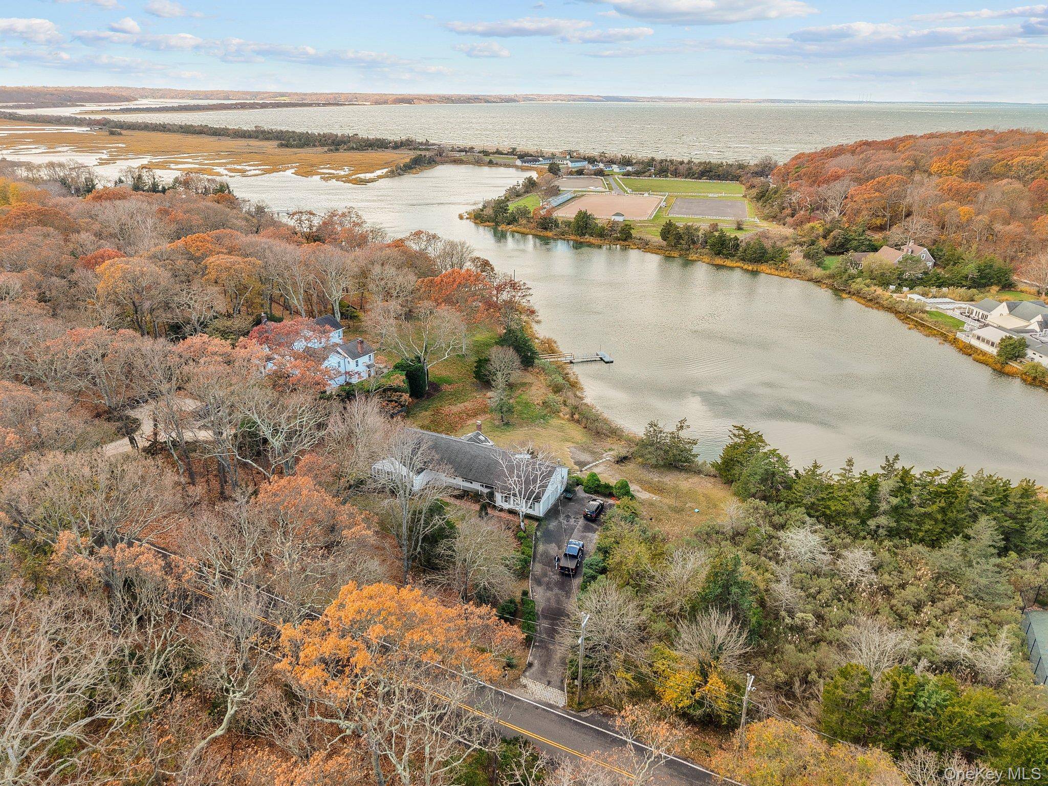 Casa com 4 Quartos à Beira-Mar à Venda em Setauket - Nova Iorque - EUA - 4