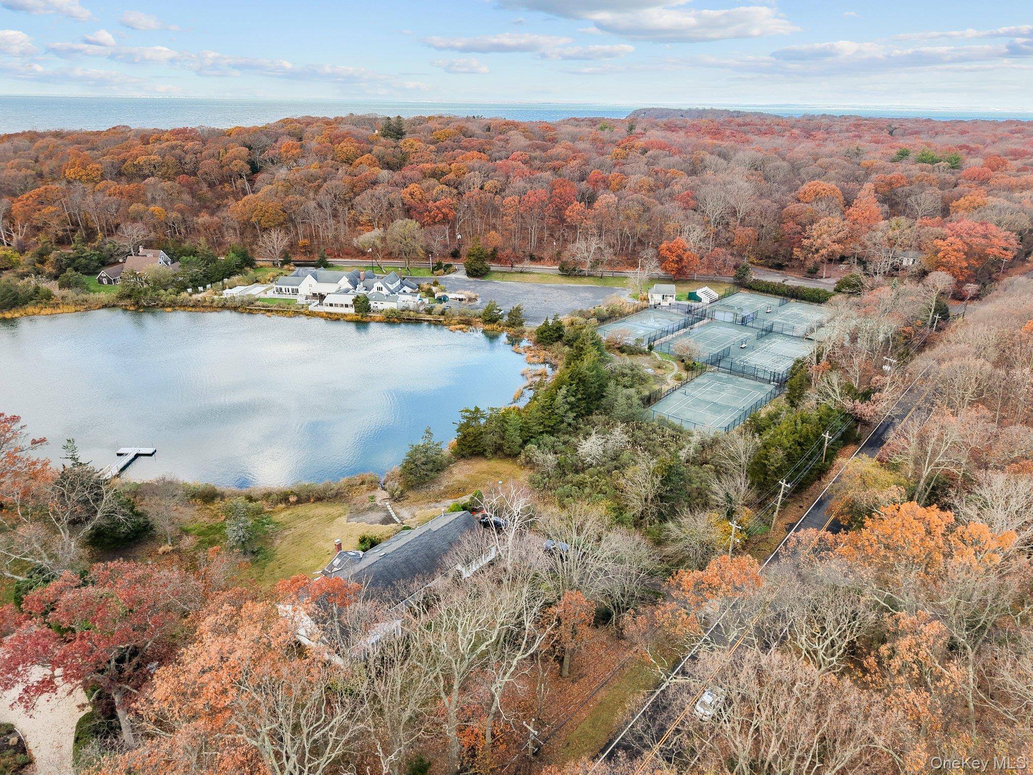 Casa com 4 Quartos à Beira-Mar à Venda em Setauket - Nova Iorque - EUA - 5