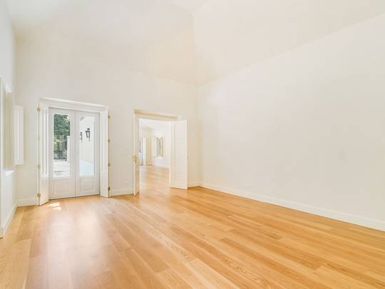 Casa com 4 Quartos à Venda em Sintra - Portugal - 6