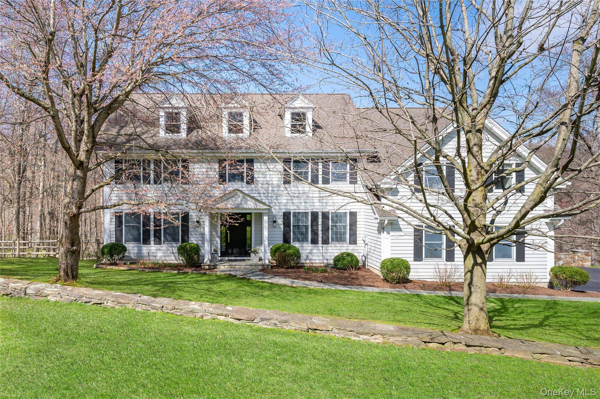 Casa de 4 Dormitorios en Venta en Armonk - Nueva York - EE. UU. - 1