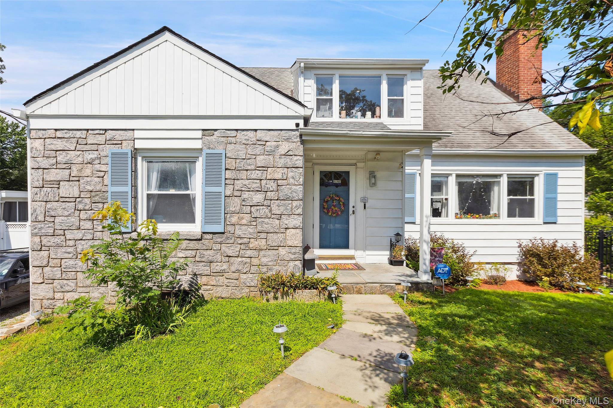 Casa com 4 Quartos à Venda em Bronxville - Nova Iorque - EUA - 1