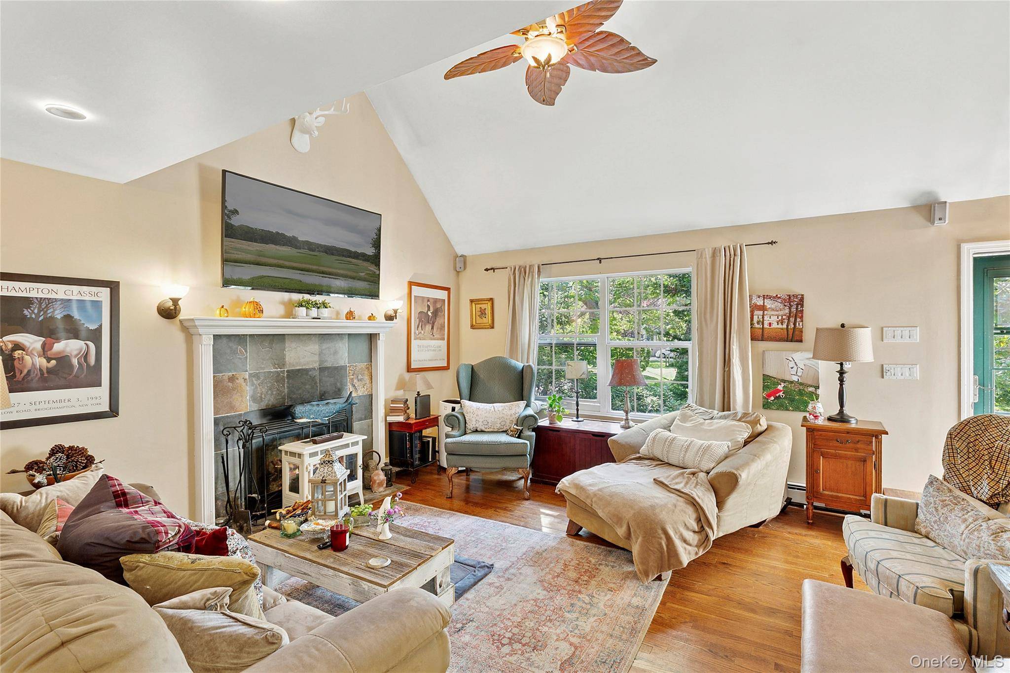Casa com 4 Quartos à Venda em Hampton Bays - Nova Iorque - EUA - 2