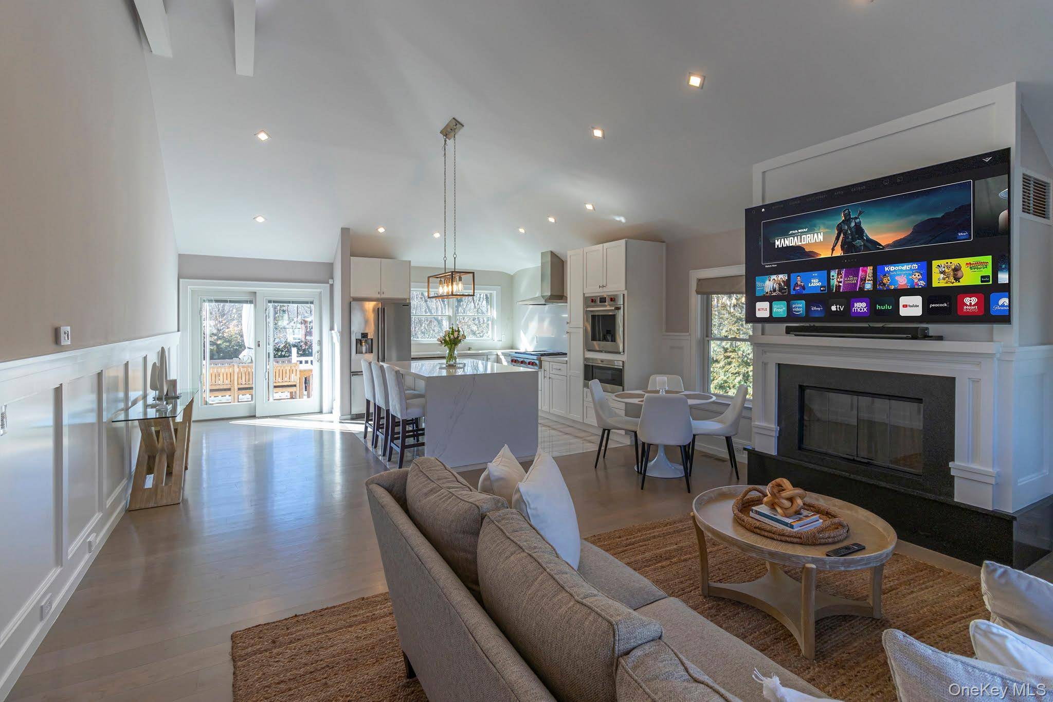 Casa com 4 Quartos à Venda em Hampton Bays - Nova Iorque - EUA - 3