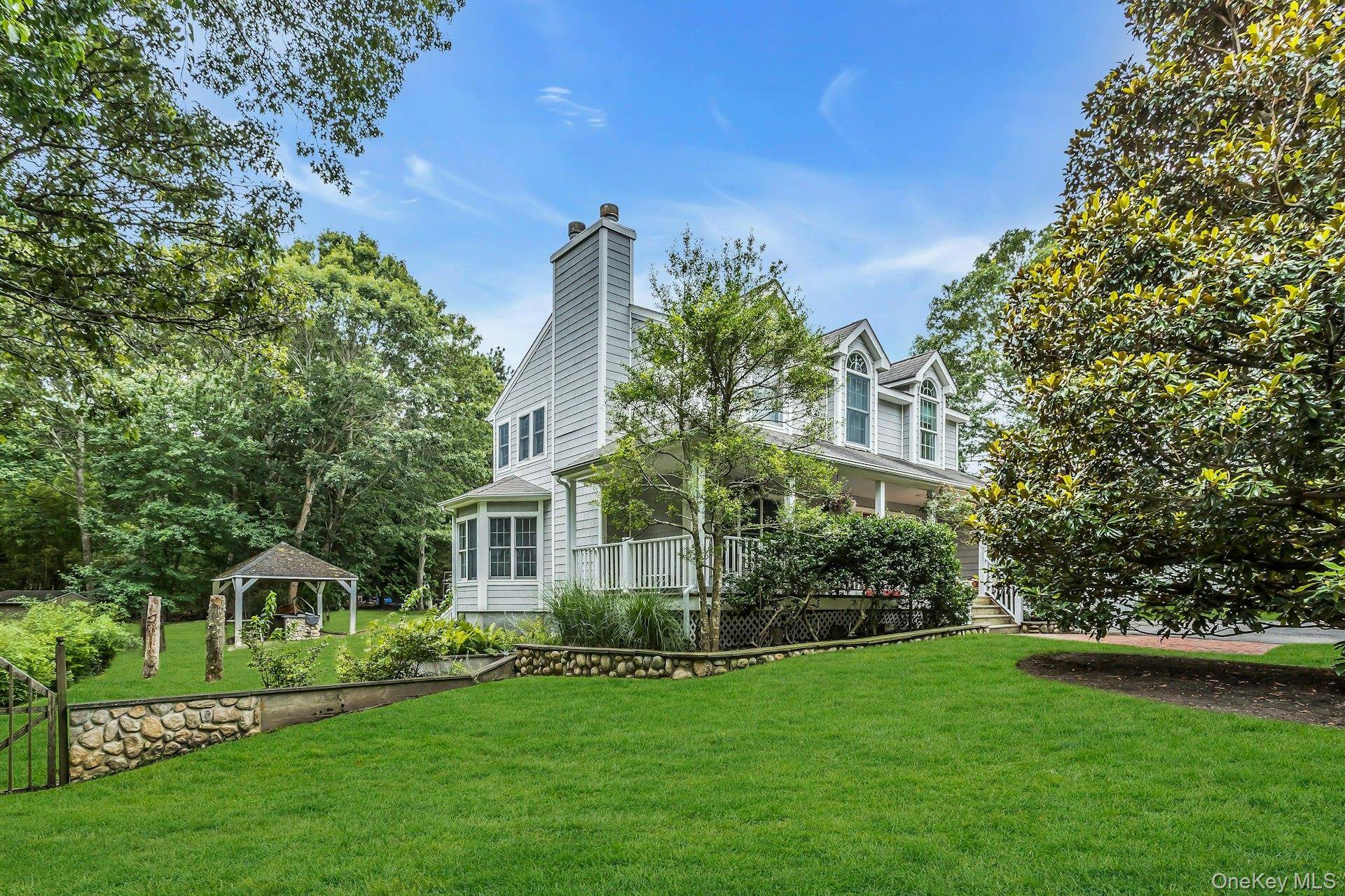 Casa com 4 Quartos à Venda em Hampton Bays - Nova Iorque - EUA - 3