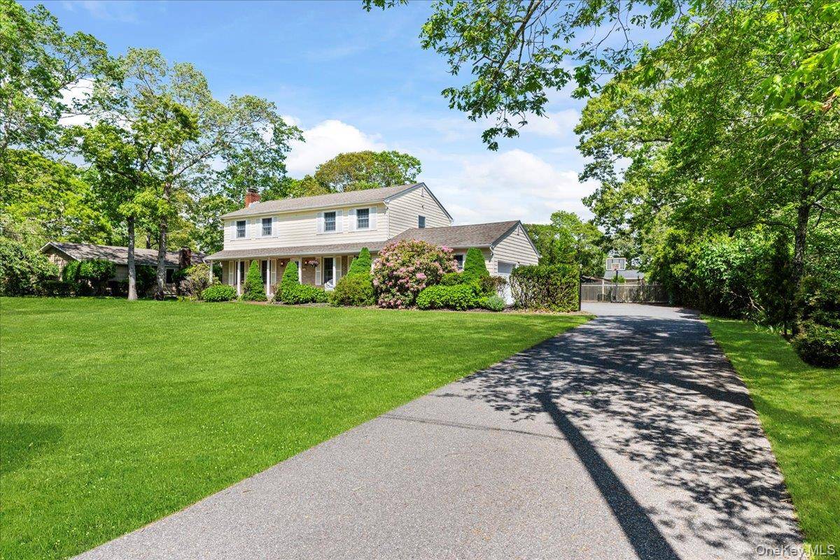 Casa com 4 Quartos à Venda em Hampton Bays - Nova Iorque - EUA - 2