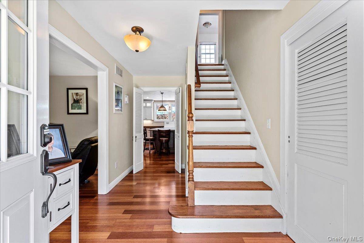 Casa com 4 Quartos à Venda em Hampton Bays - Nova Iorque - EUA - 3